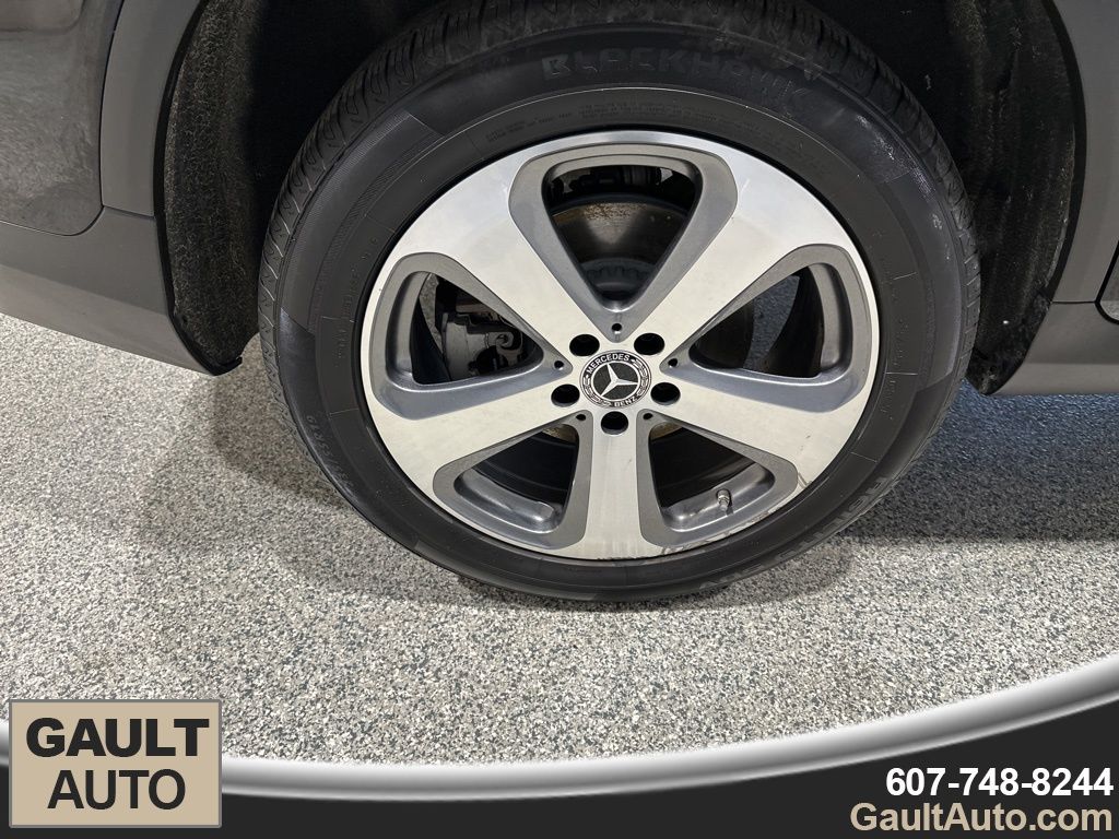 2022 Mercedes-Benz GLC GLC300 - Photo 21