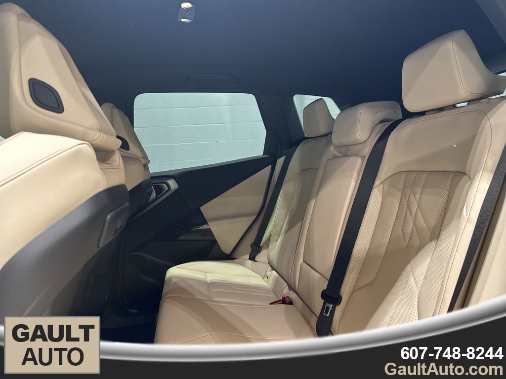 2026 BMW X3 30 - Photo 15