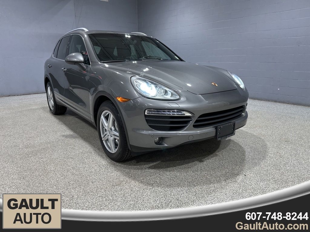 2014 Porsche Cayenne S's photo