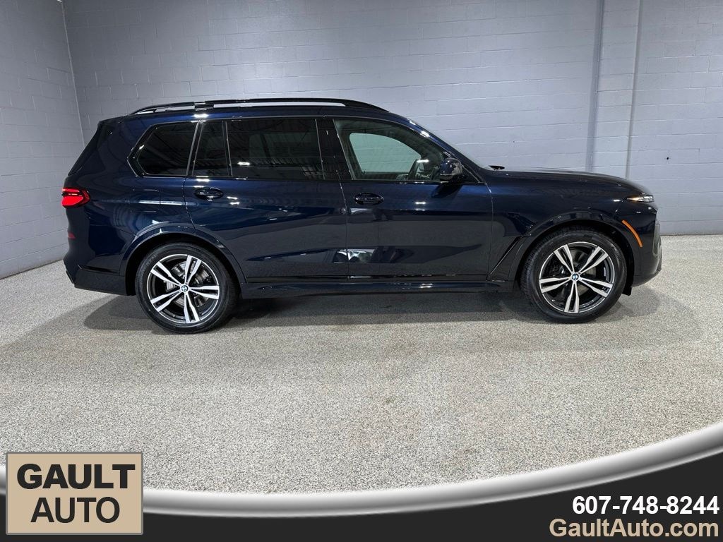 New 2027 BMW X7 xDrive40i SUV
