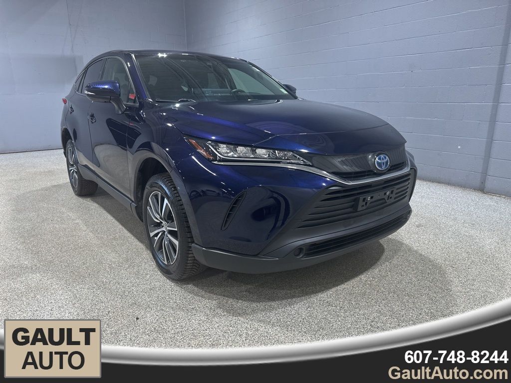 2022 Toyota Venza LE