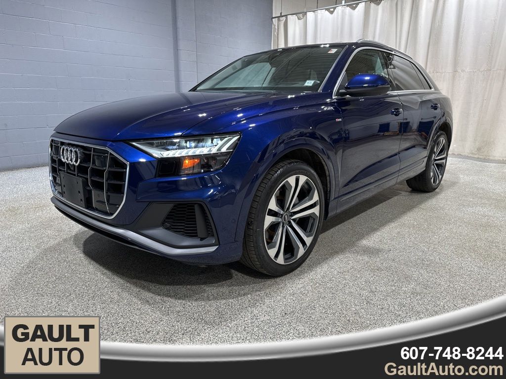 2022 Audi Q8 Prestige's photo