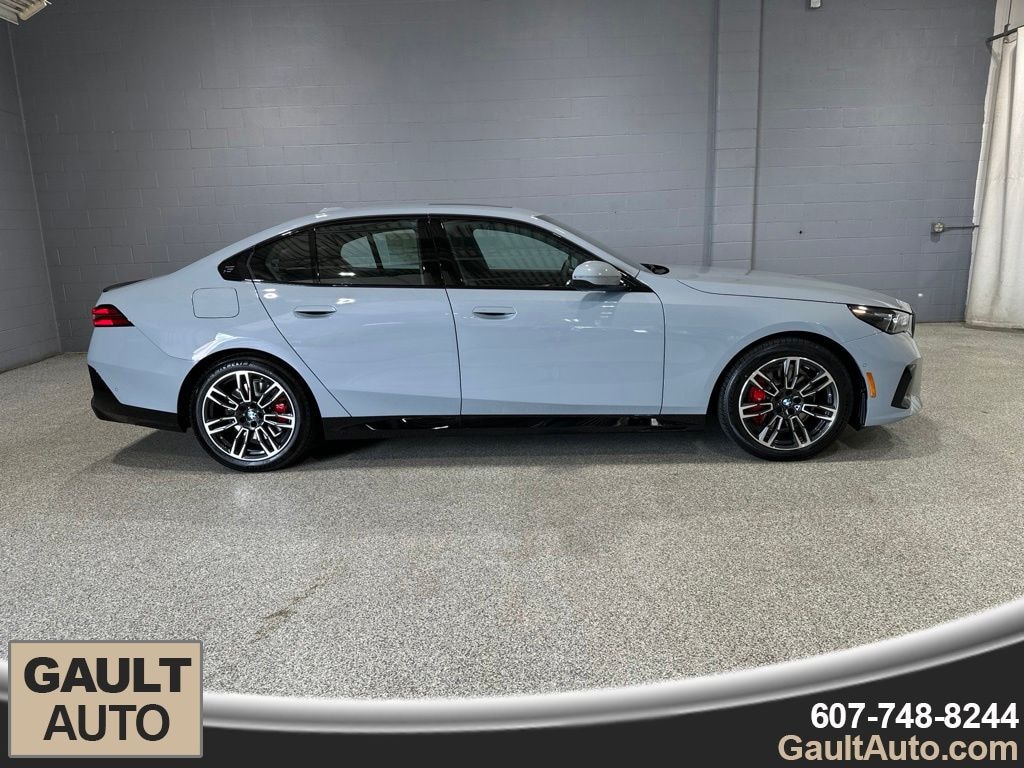 New 2027 BMW 530i xDrive Sedan