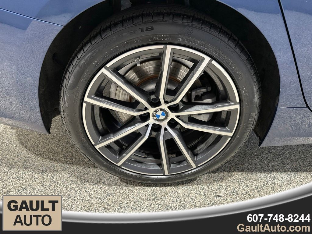 2021 BMW 3 Series 330i - Photo 21