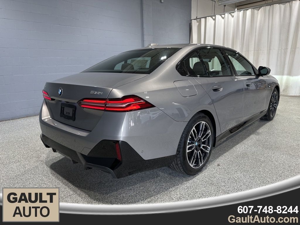 New 2026 BMW 530i xDrive Sedan