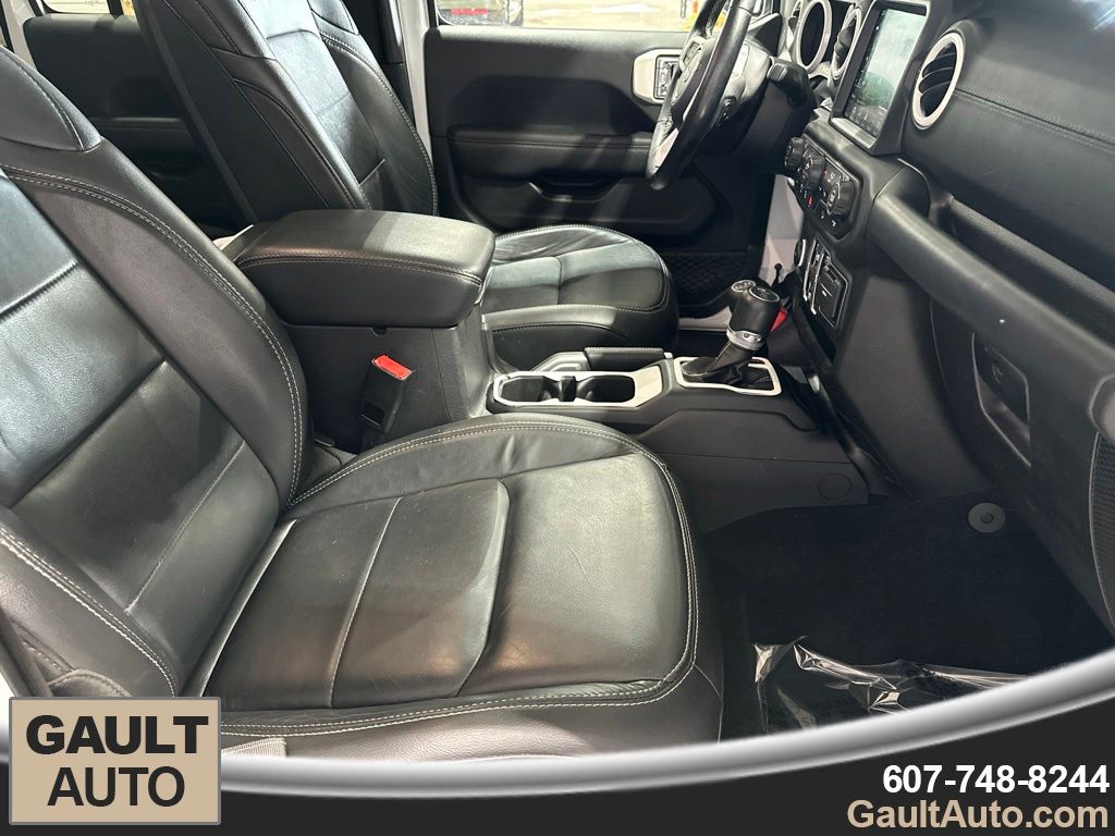 2019 Jeep Wrangler Unlimited Sahara - Photo 18
