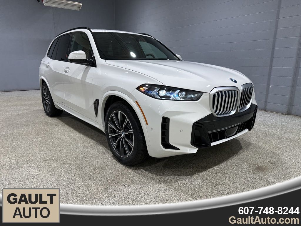 2026 BMW X5 xDrive50e's photo