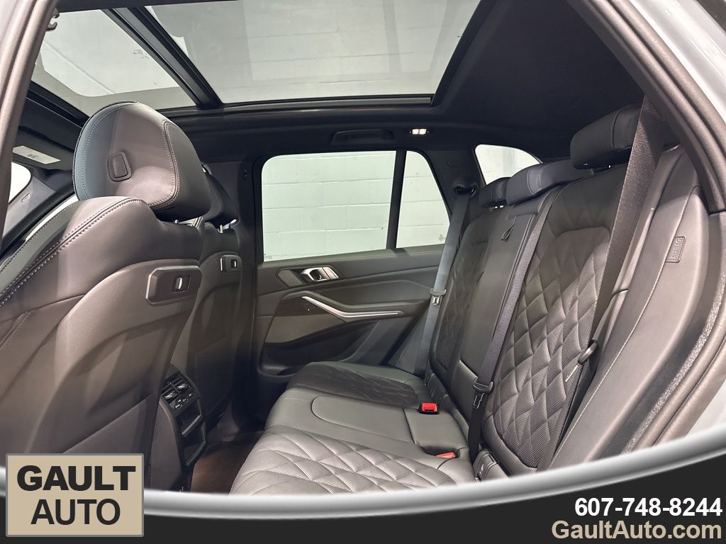 2026 BMW X5 40i - Photo 15