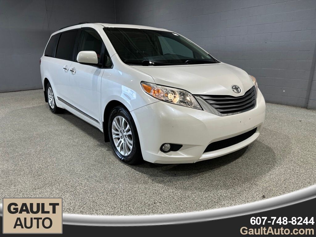 Used 2017 Toyota Sienna XLE Van