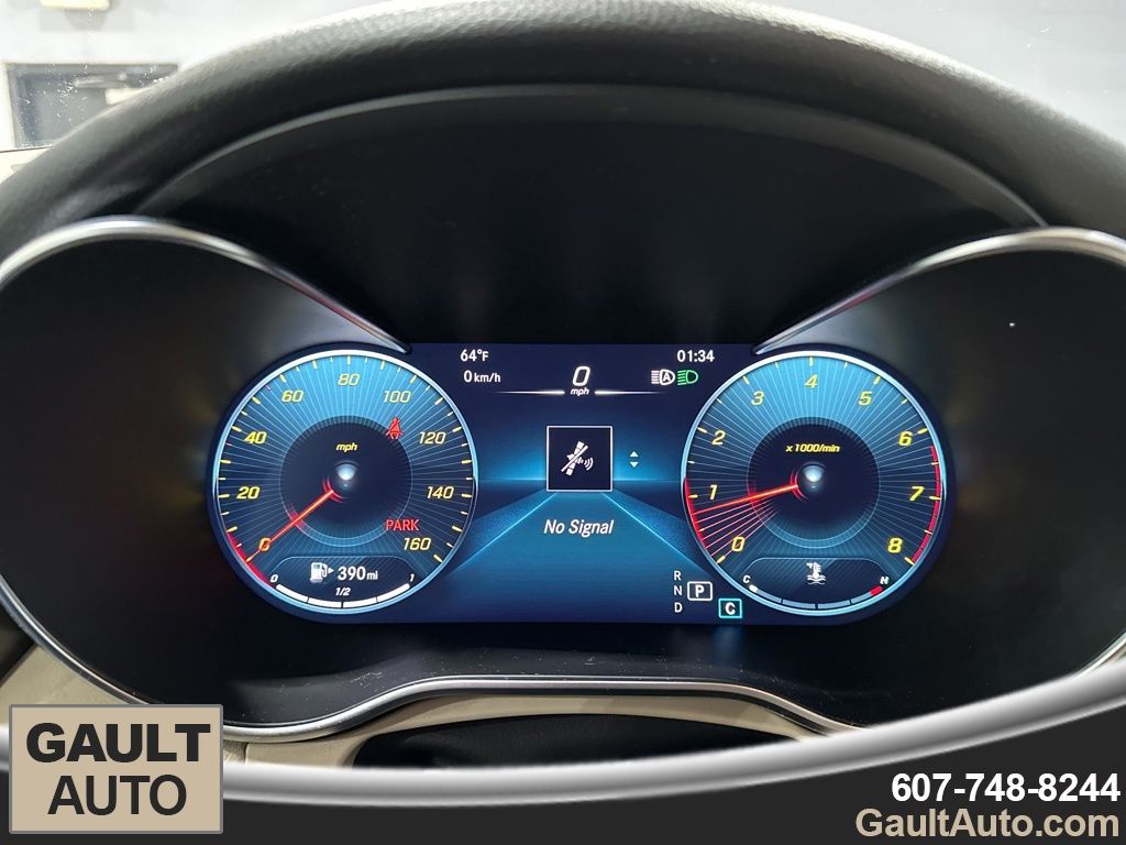 2022 Mercedes-Benz GLC GLC300 - Photo 9