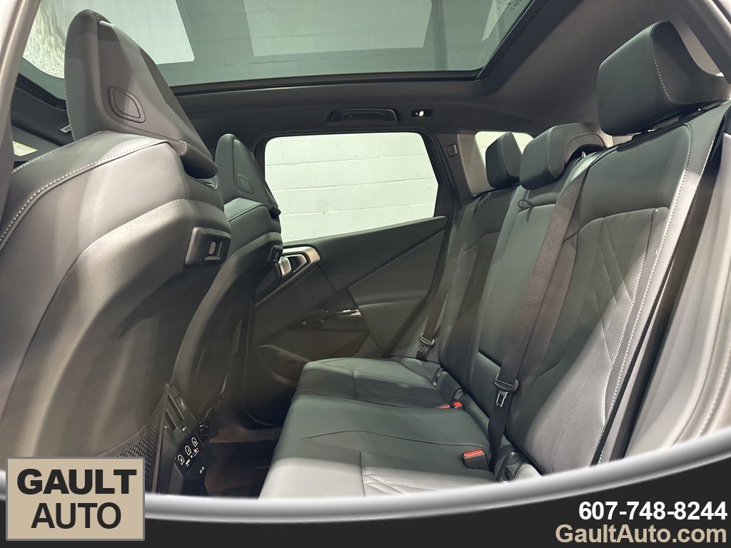 2026 BMW X3 30 - Photo 15