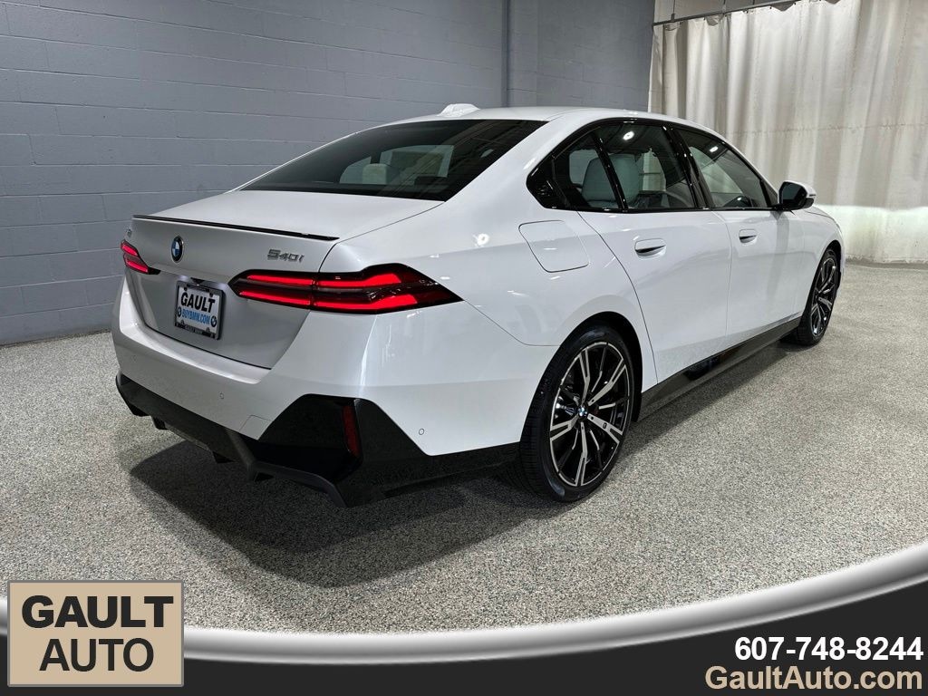 New 2027 BMW 540i xDrive Sedan