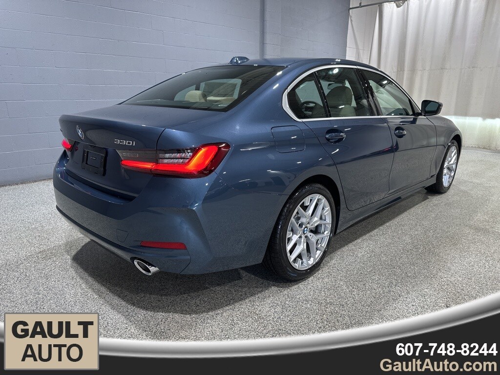 2026 Bmw 330i xDrive Sedan photo 3