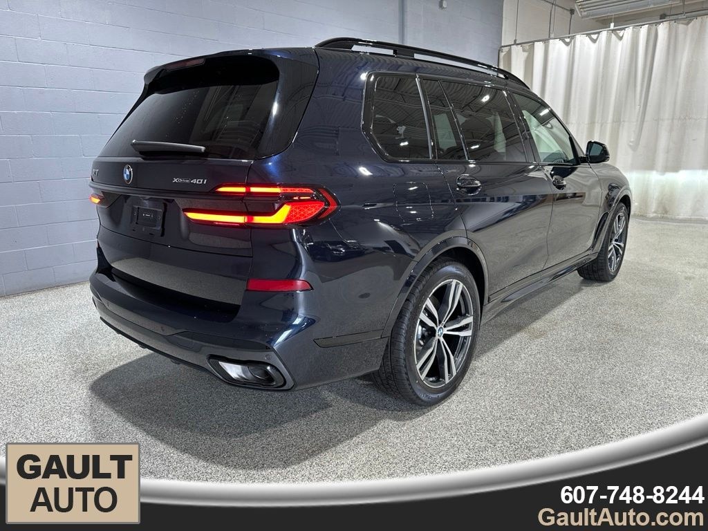 New 2027 BMW X7 xDrive40i SUV