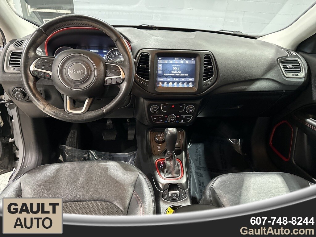 2019 Jeep Compass Trailhawk photo 3