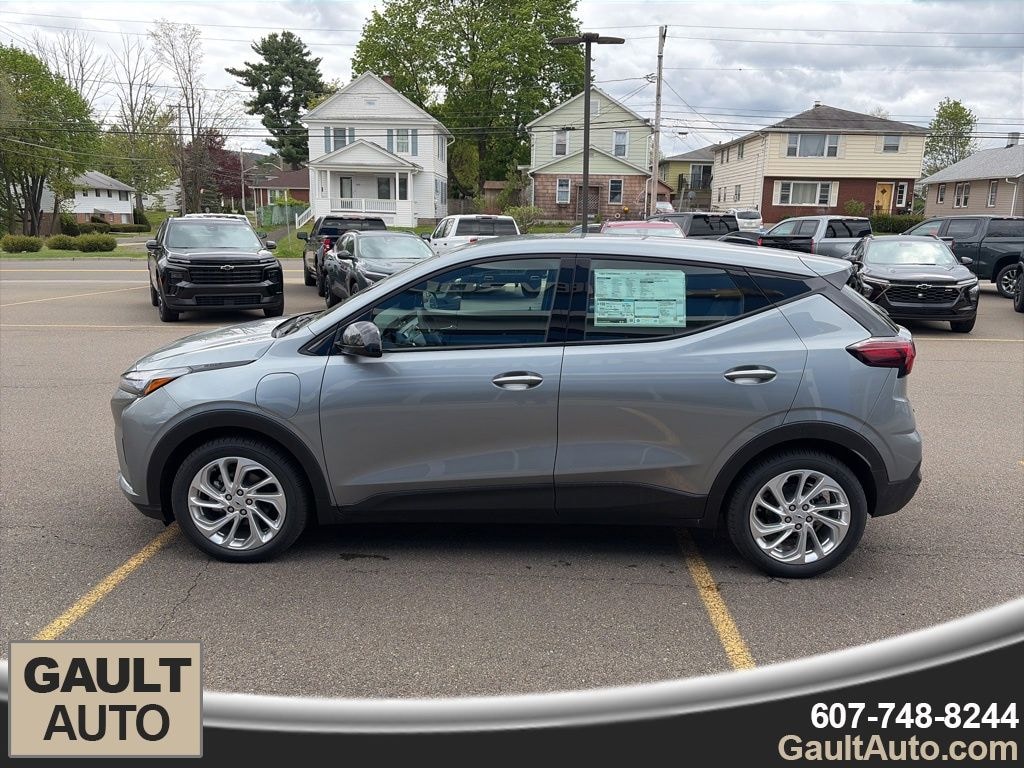 New 2027 Chevrolet Bolt EV LT SUV