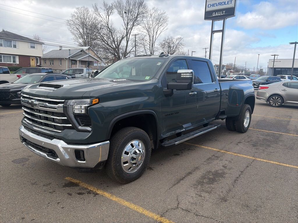 New 2026 Chevrolet Silverado 3500HD LTZ Truck Crew Cab