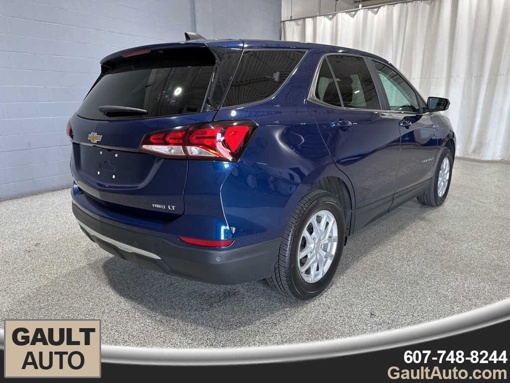 2022 Chevrolet Equinox photo 3