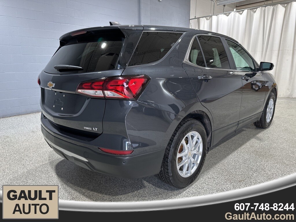 2022 Chevrolet Equinox photo 3