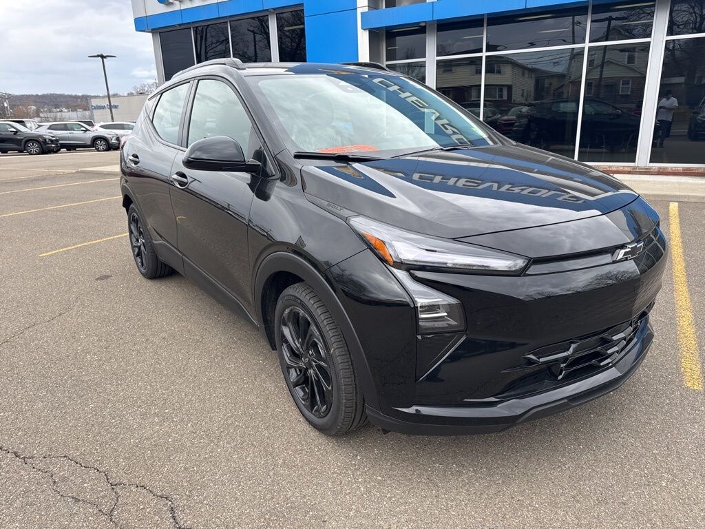 New 2027 Chevrolet Bolt EV RS SUV