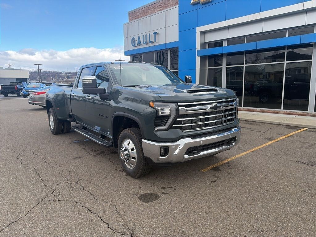 New 2026 Chevrolet Silverado 3500HD LTZ Truck Crew Cab