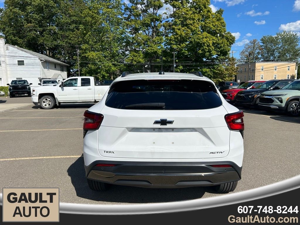 New 2025 Chevrolet Trax ACTIV SUV