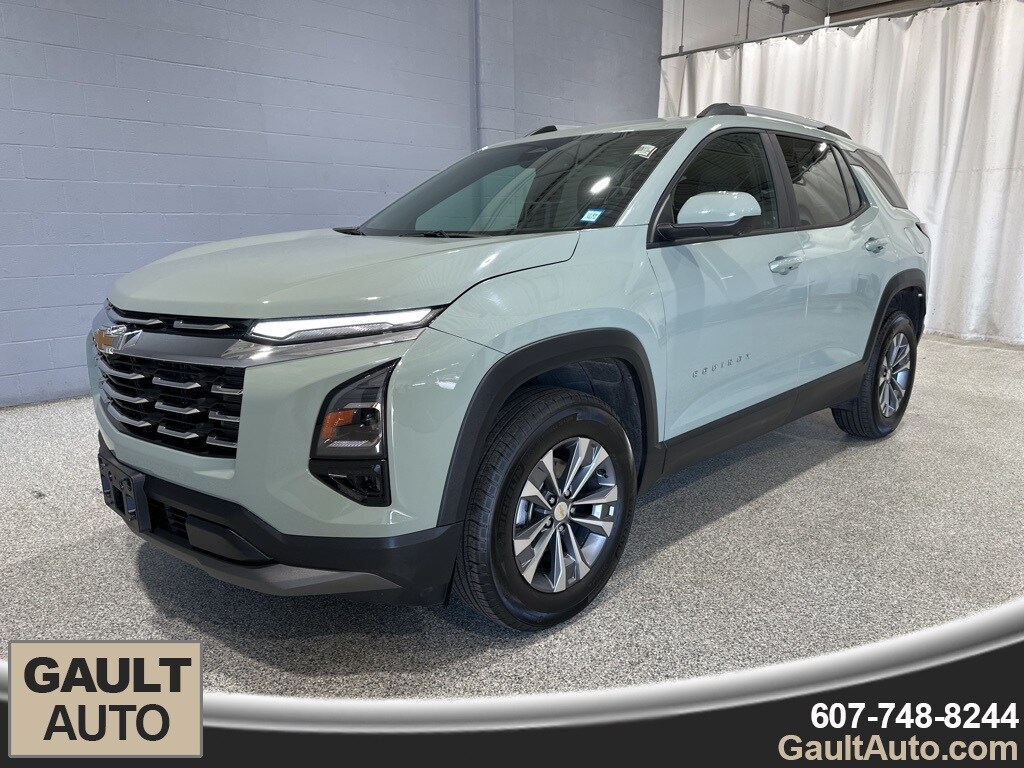 2025 Chevrolet Equinox LT photo 4
