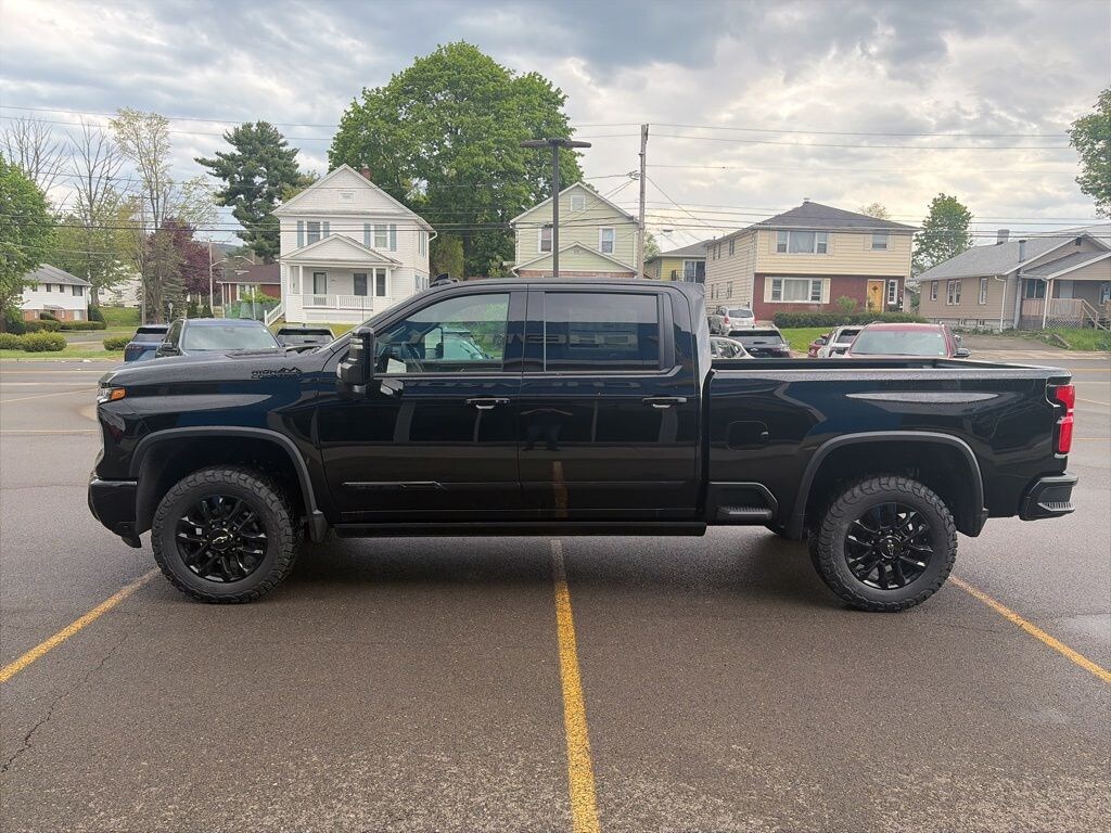New 2026 Chevrolet Silverado 2500HD High Country Truck Crew Cab