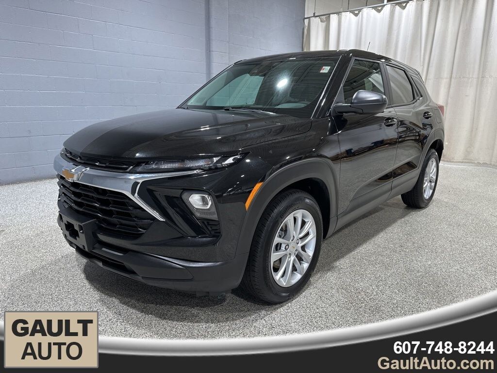 Used 2024 Chevrolet Trailblazer LS SUV