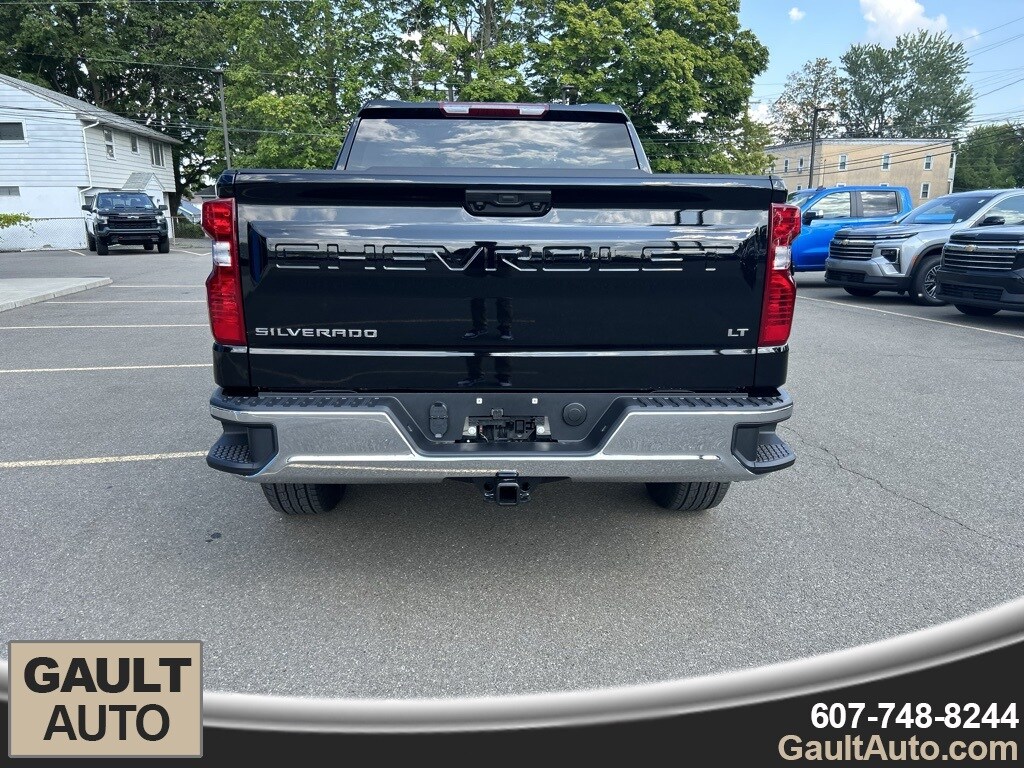 2026 Chevrolet Silverado 1500 LT photo 2