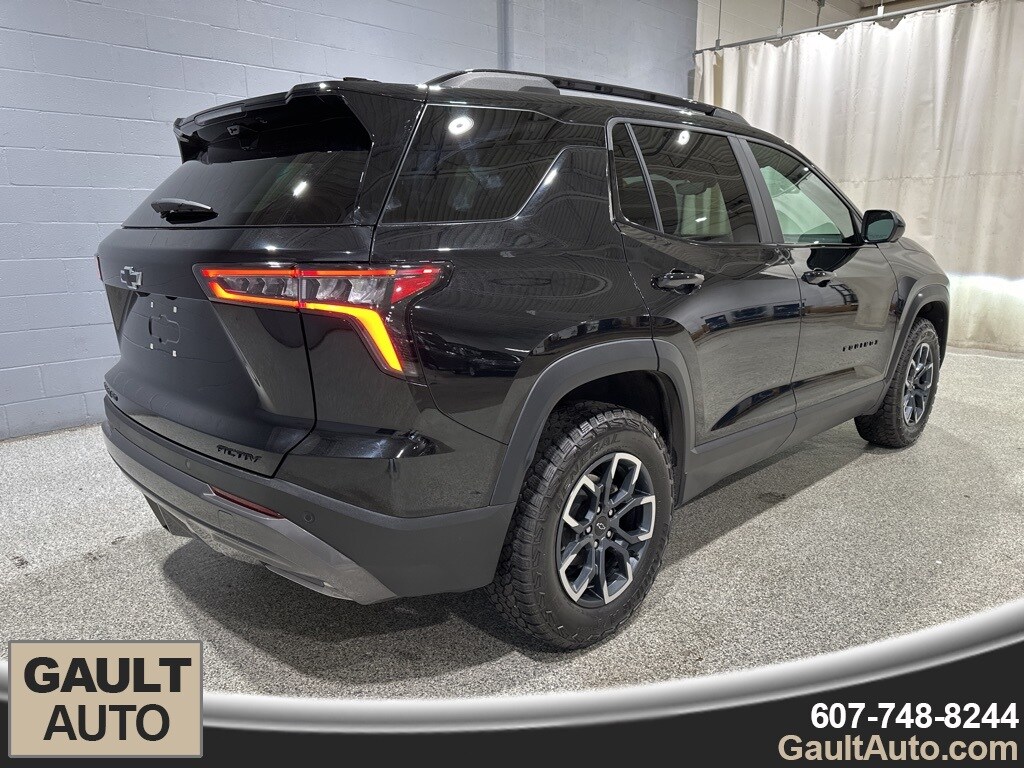 2025 Chevrolet Equinox ACTIV photo 2
