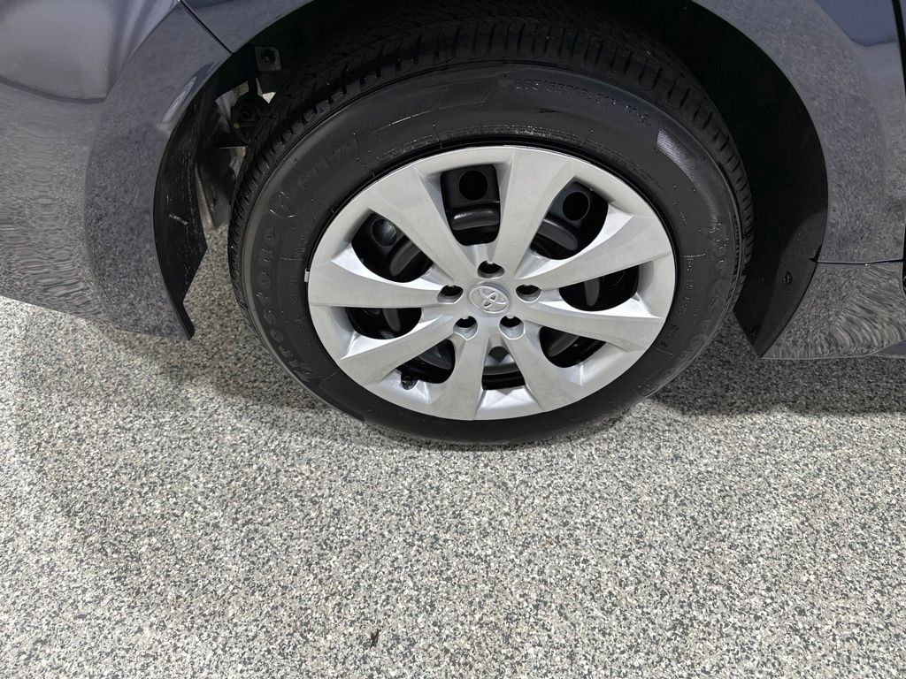 2026 Toyota Corolla LE - Photo 20