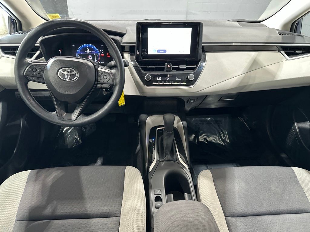 2026 Toyota Corolla LE - Photo 7
