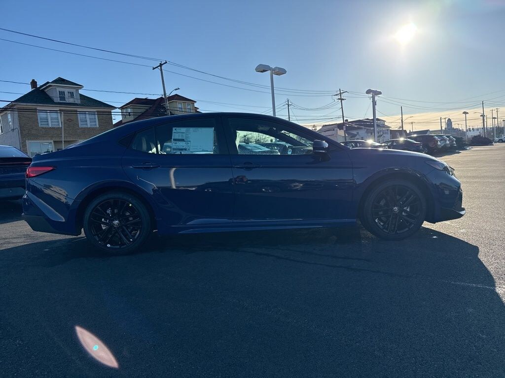 New 2026 Toyota Camry SE Sedan