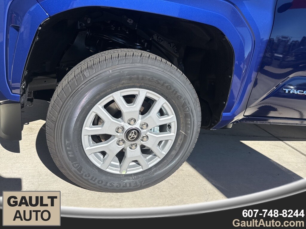 New 2025 Toyota Tacoma SR5 Truck