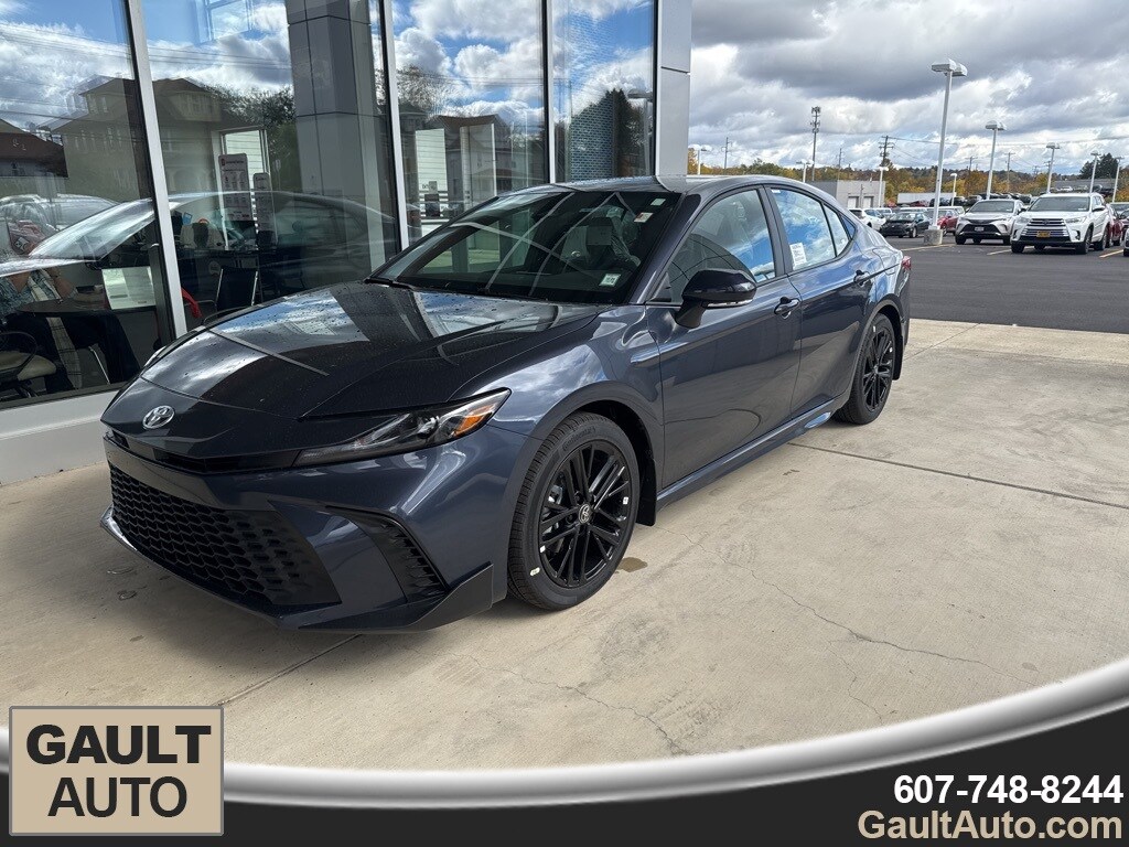 New 2026 Toyota Camry SE Sedan