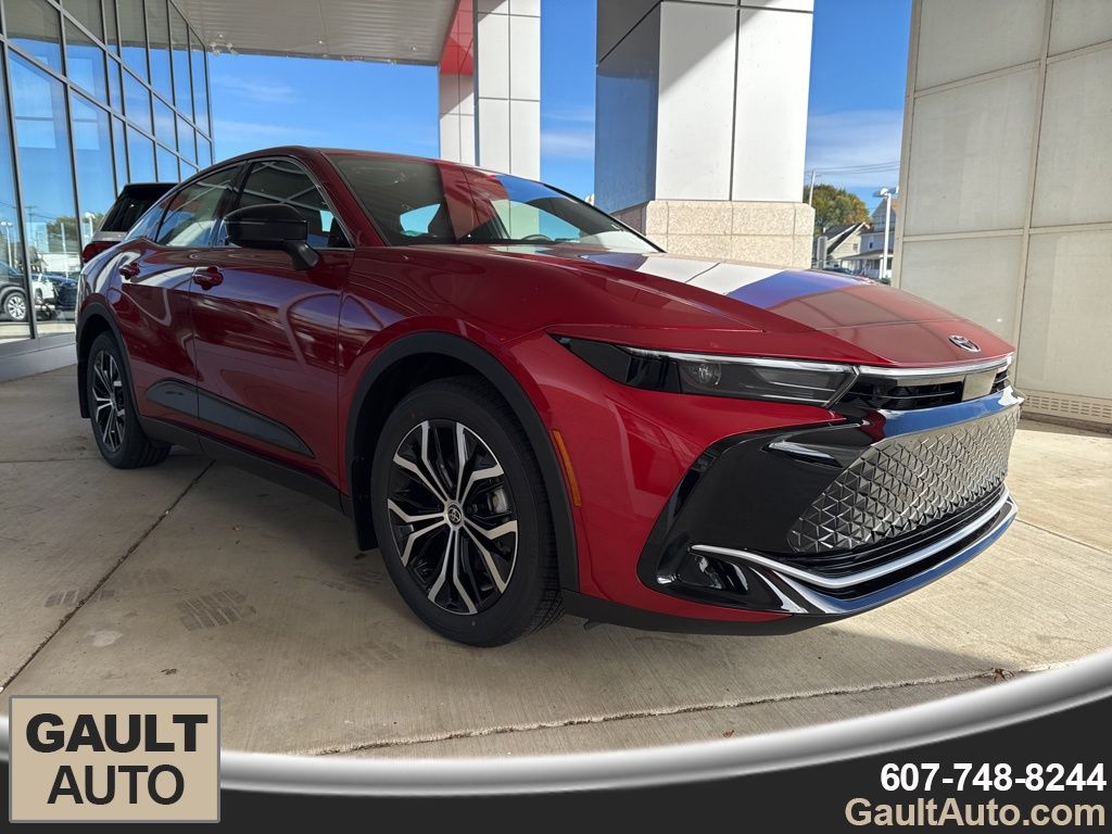 2026 Toyota Crown XLE's photo