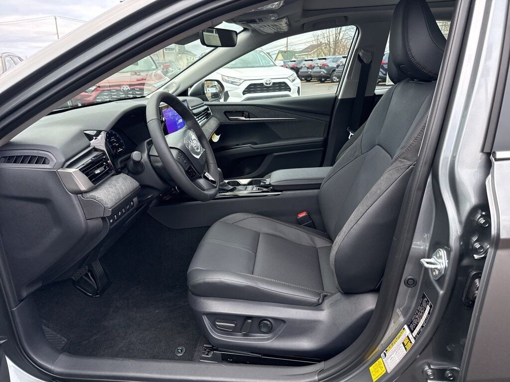 New 2026 Toyota Camry XLE Sedan