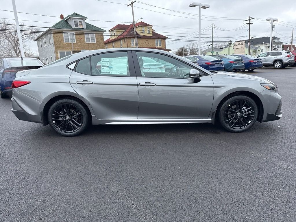 New 2026 Toyota Camry SE Sedan