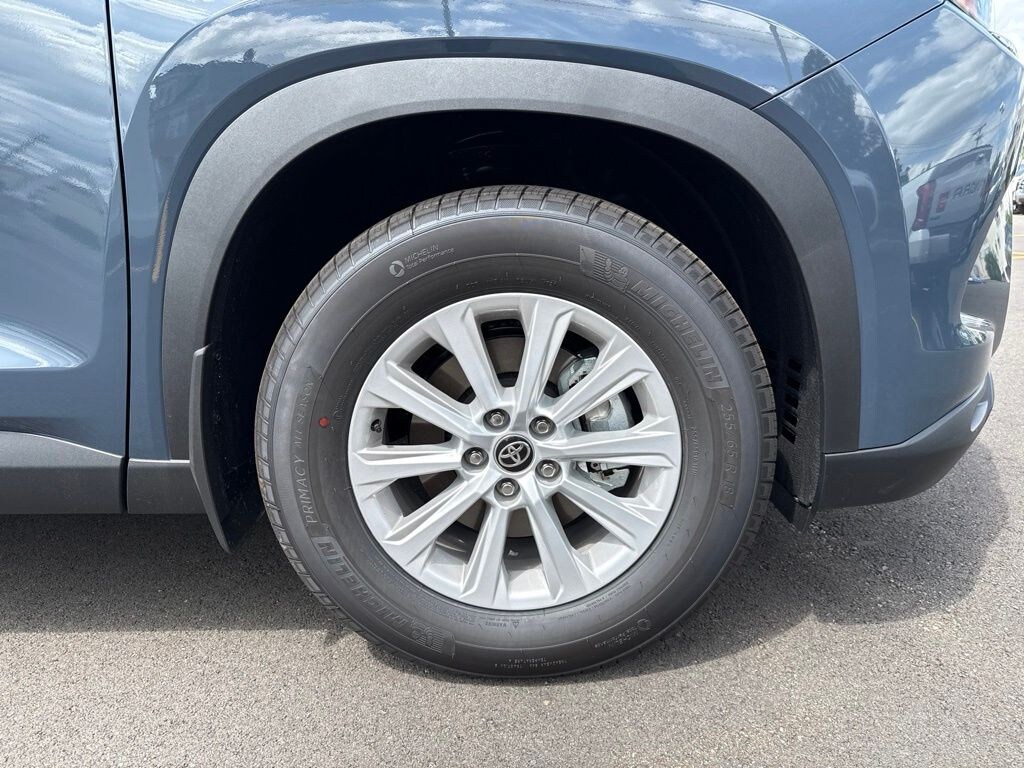 New 2026 Toyota Grand Highlander XLE SUV