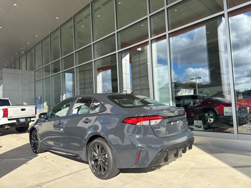 New 2026 Toyota Corolla SE Sedan