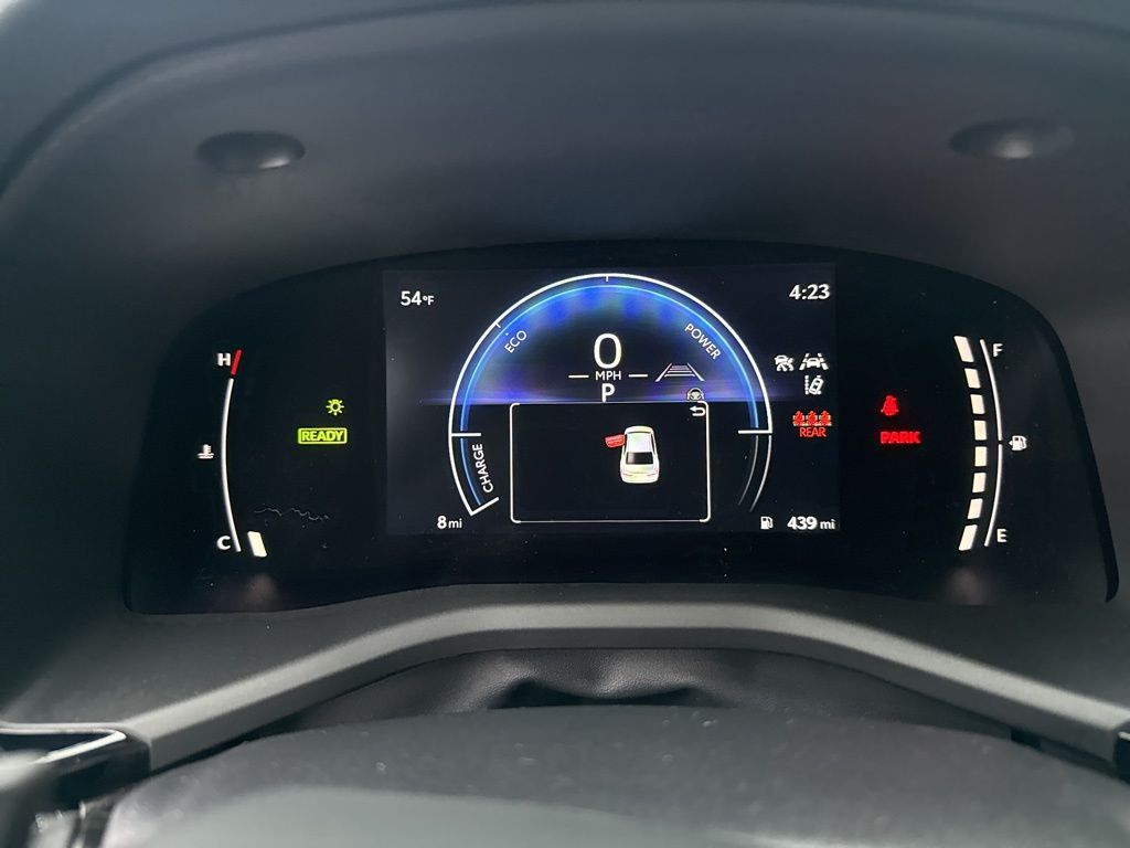 2026 Toyota Camry SE - Photo 9