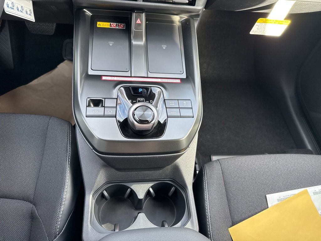 2026 Toyota C-HR SE - Photo 11