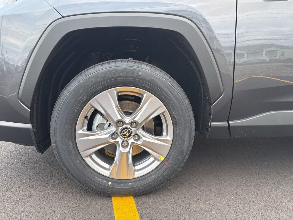 New 2025 Toyota RAV4 XLE SUV