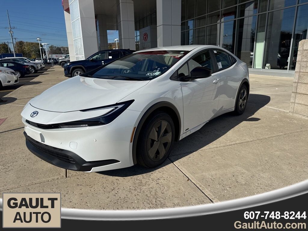 New 2026 Toyota Prius LE Hatchback