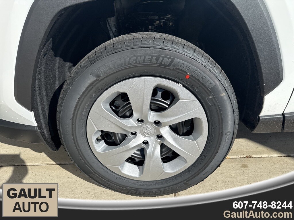 New 2025 Toyota RAV4 LE SUV