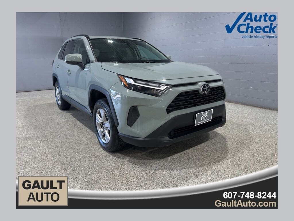 Used 2022 Toyota RAV4 XLE SUV