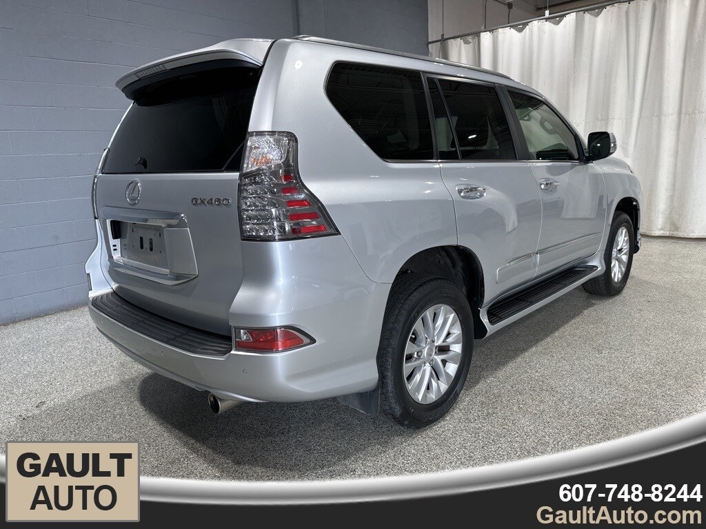 2019 Lexus GX 460 photo 2