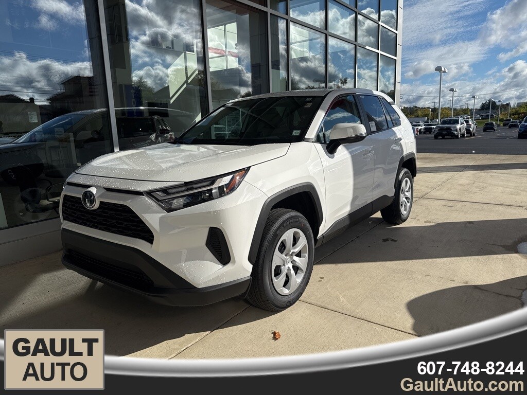 New 2025 Toyota RAV4 LE SUV