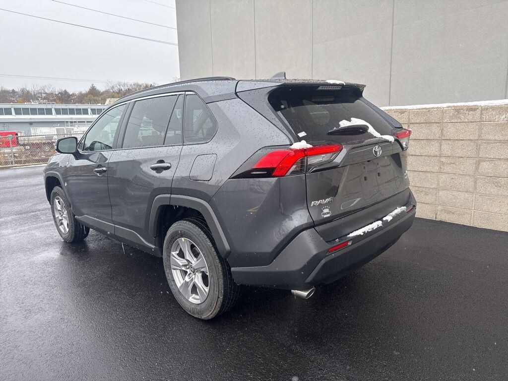 New 2025 Toyota RAV4 XLE SUV